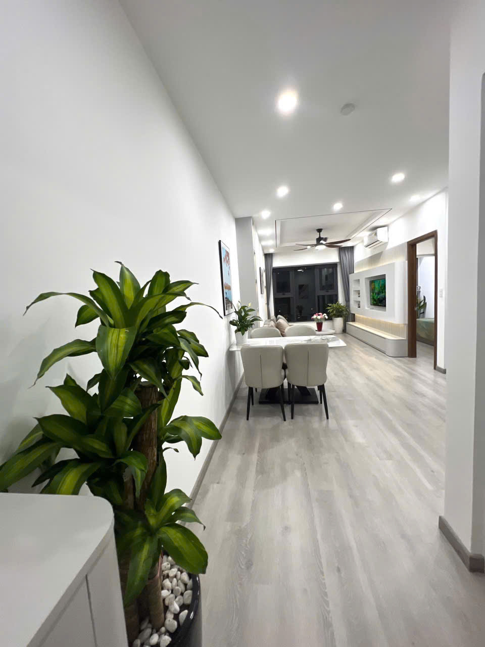 Bán căn hộ 2 phòng ngủ Mường Thanh Viễn Triều l toà OC2B l 1,93 tỷ